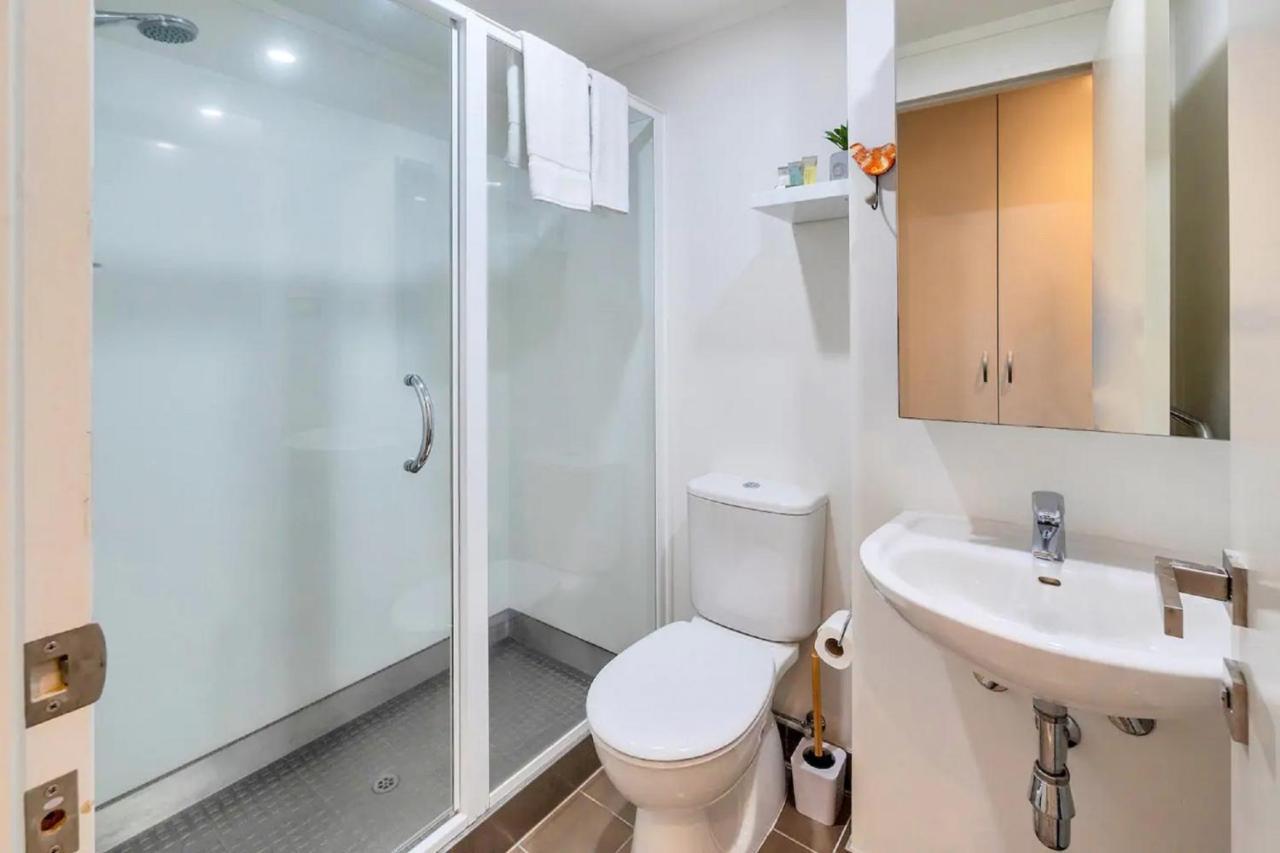 Metro Living Apt Near Skytower And Parking Auckland Exterior photo